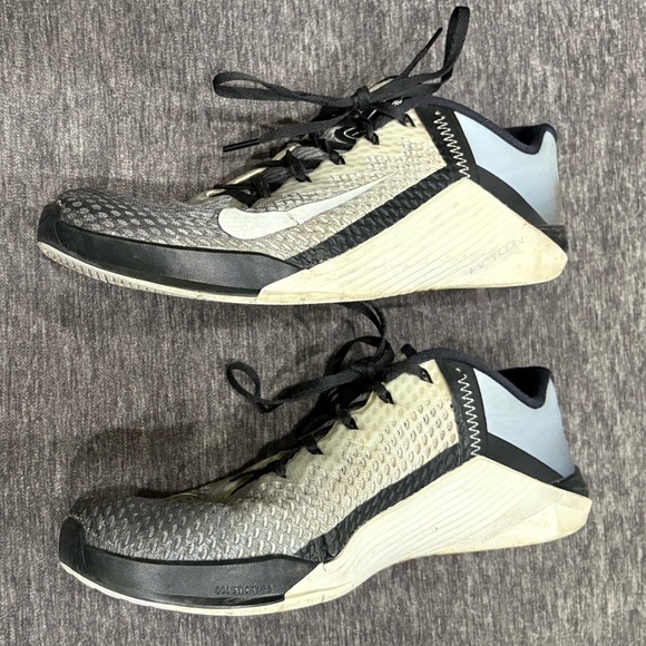 Nike Metcon 6 Oreo Black White Gray Fade CrossFit Training Shoes Balayage Ombré - Picture 4 of 16